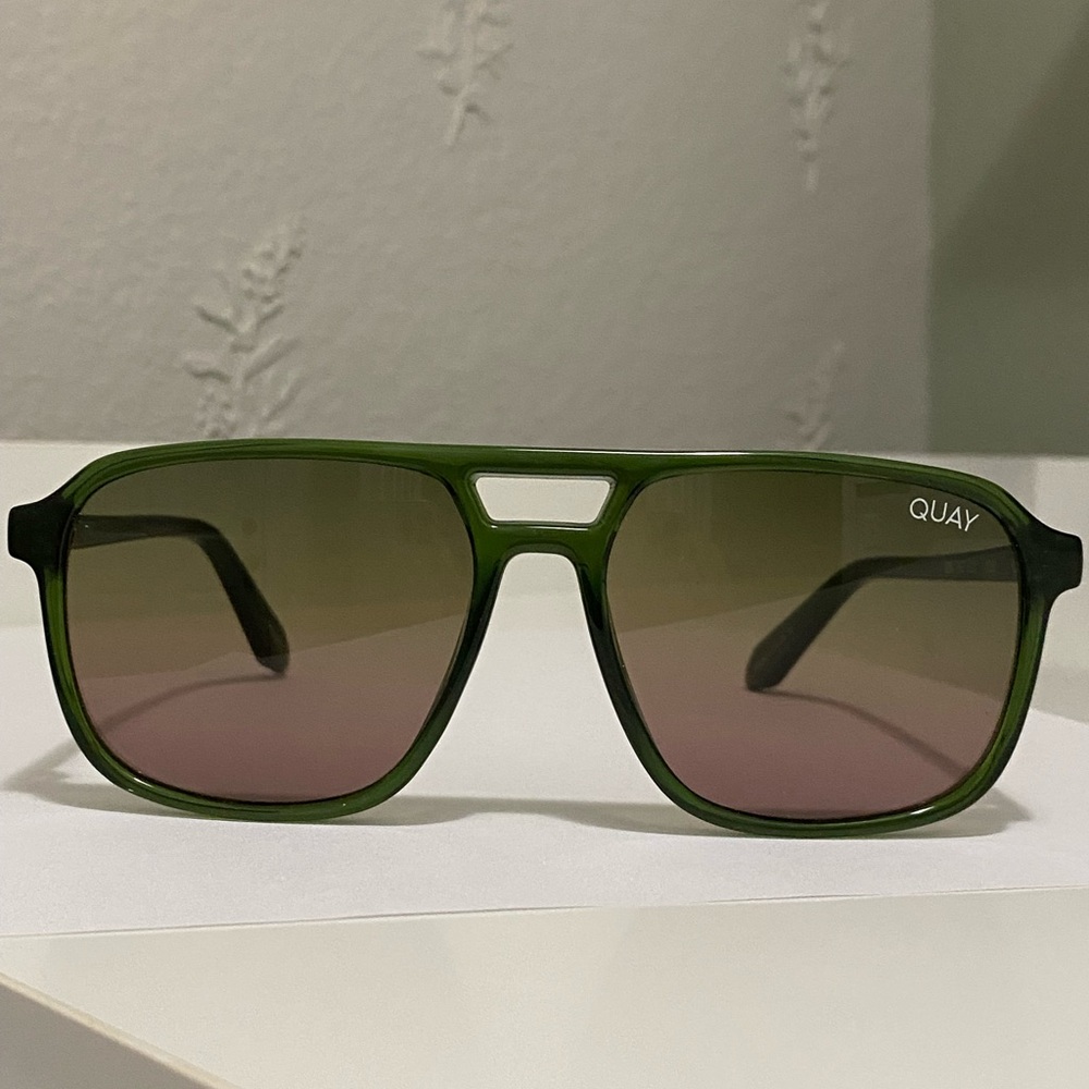 Quay Green Sunglasses